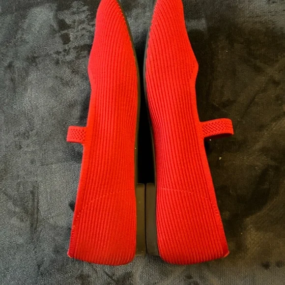 VIVAIA Women's Chic Red Mary Jane Flats - EUC - Picture 2 of 6